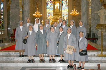 Sisters of St.Paul de Chartres, Philippines visited AU
